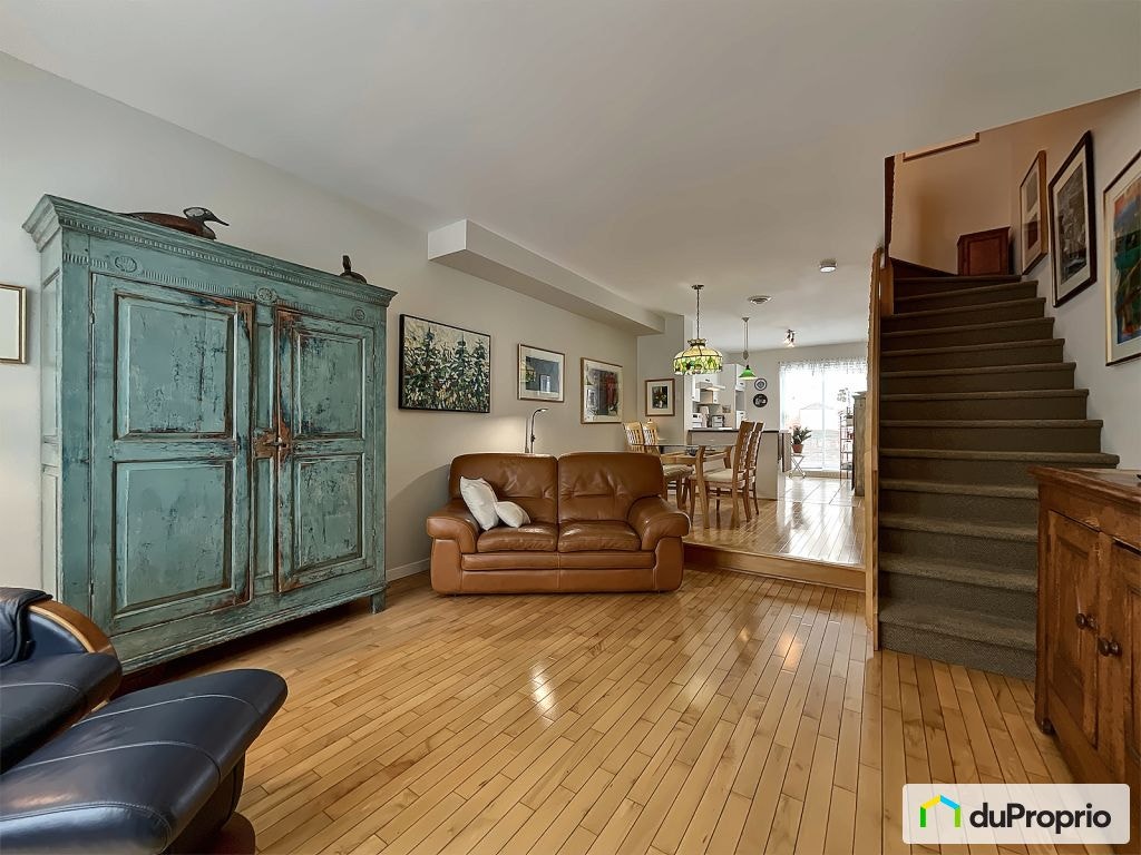 $330,000 - Townhouse for sale in St-Emile — photo 2