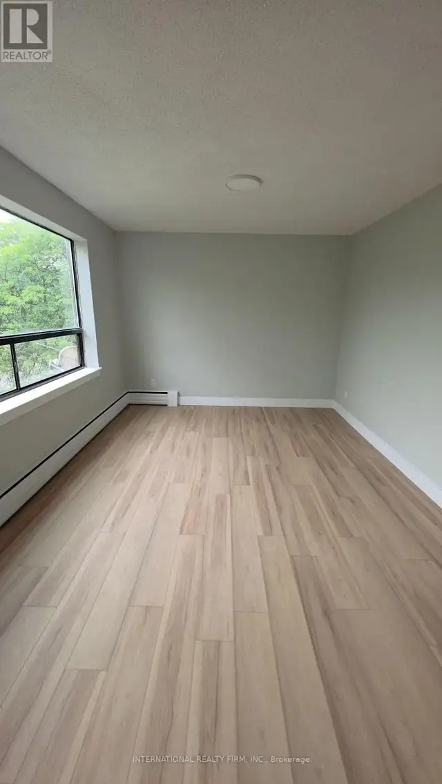 295 MELVIN AVENUE Hamilton (McQuesten), Ontario in Long Term Rentals in Oakville / Halton Region - Image 5