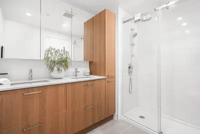 3.5 Condo neuf à louer Ville-Marie-tout inclus-Champlain, View more