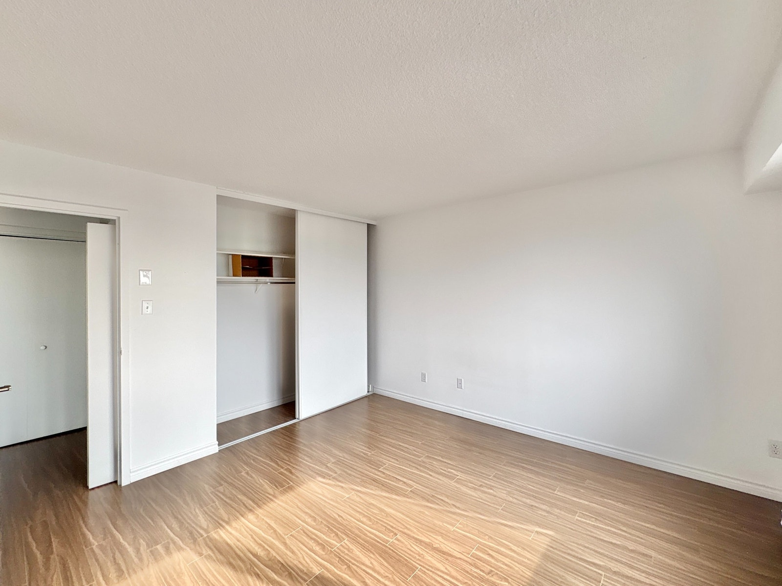 950 rue Royale — photo 3
