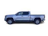 2024 Toyota Tacoma Base Silver 4WD, 4-Wheel Disc Brakes, ABS brakes, Alloy wheels, Apple CarPlay/And... (image 4)