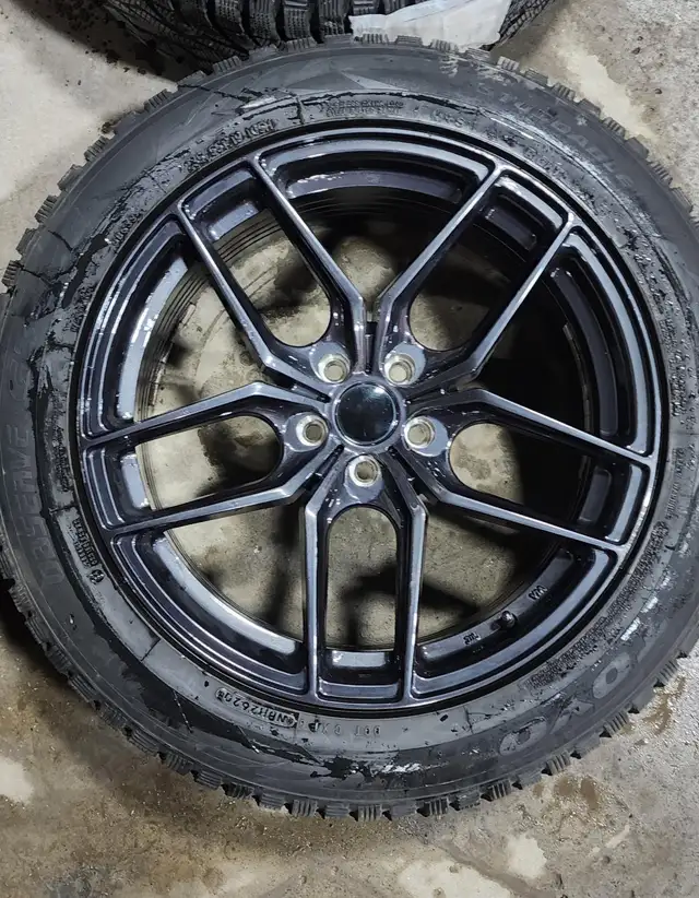 19inch Volvo XC90/XC60 Winter Tire Kit 235/55/19 Toyo G3-Ice in Tires & Rims in Markham / York Region - Image 5