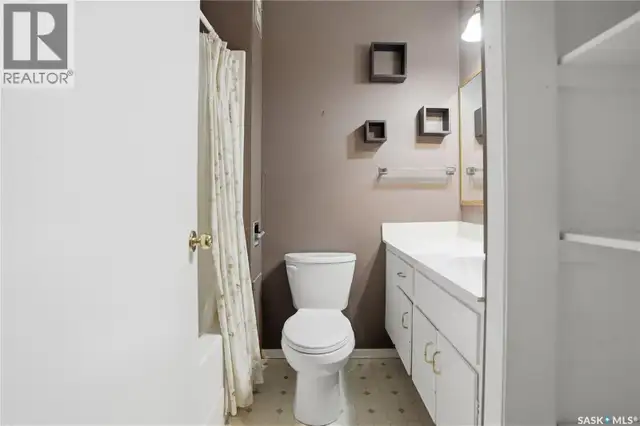 1 4341 Rae STREET Regina, Saskatchewan in Condos for Sale in Regina - Image 25
