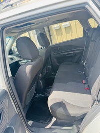 2009 Hyundai Tucson GLS Year: 2009 Make: Hyundai Model: Tucson Mileage: 195,081 Km Transmission: Aut... (image 6)