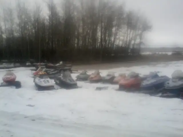 NUMEROUS.SLEDS.FOR.SALE.READ.BELOW.CALL.7802409380 in Snowmobiles in Edmonton - Image 2
