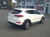 2017 Hyundai Tucson 184000 KM Price $11999 ON or QC Safety Included Warranty Included Carfax Include... (image 3)
