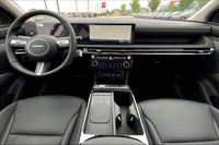 1.6 L 4 Cyl Engine Vehicle Options: Leather Interior, Panoramic Roof, 360 Degree Camera, Heads-up Di... (image 4)