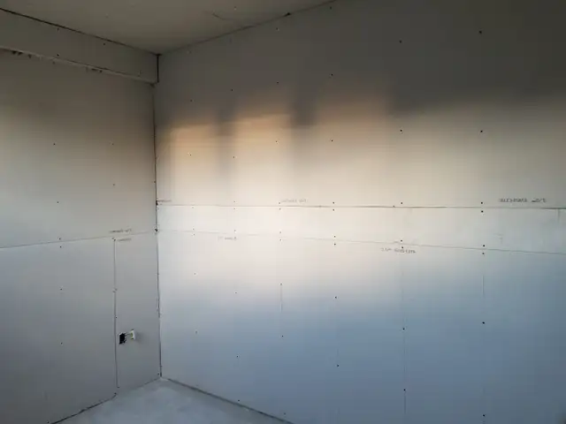 HANDYMAN SERVICES475022987489464323