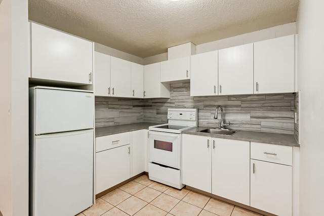Apartments for Rent near Downtown Calgary - Sandstone Manor - Ap in Long Term Rentals in Calgary - Image 4
