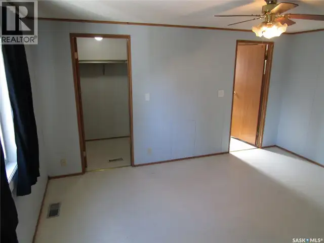 28 Crystal DRIVE Edenwold Rm No.158, Saskatchewan in Houses for Sale in Regina - Image 7