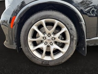 EXECUTIVE CROSSTOWN DEMO! Leather Trimmed Bucket Seats, Remote Start System, Heated Front Seats, Hea... (image 7)