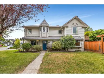 Nestled in the rarely available Heritage Circle in Walnut Grove, this well maintained 5-bedroom, 3-b...