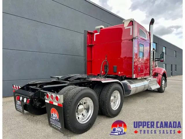 2021 Kenworth W990 in Heavy Trucks in Saskatoon - Image 6