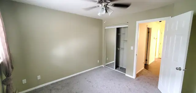 Private Entrance, Free Laundry & Cozy Fireplace! Cat Friendly! in Long Term Rentals in Red Deer - Image 9