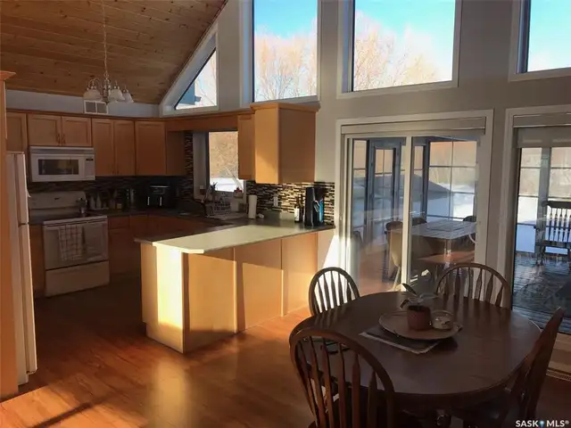 *** NEW PRICE *** 15 Min West of Meadow Lake63436972179201122