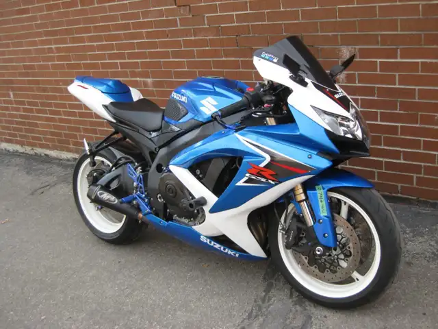 2009 SUZUKI GSXR 600 in Street, Cruisers & Choppers in City of Toronto - Image 7