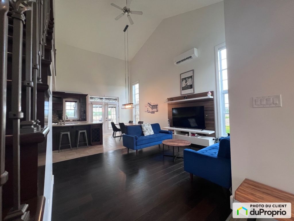 $510,000 - 2 Storey for sale in St-Paul-De-L'Ile-Aux-Noix — photo 2