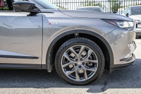 ... Engine: Moteur V6 3.5L L/100Km City: 12.6 L/100Km Hwy: 9.4 (image 6)