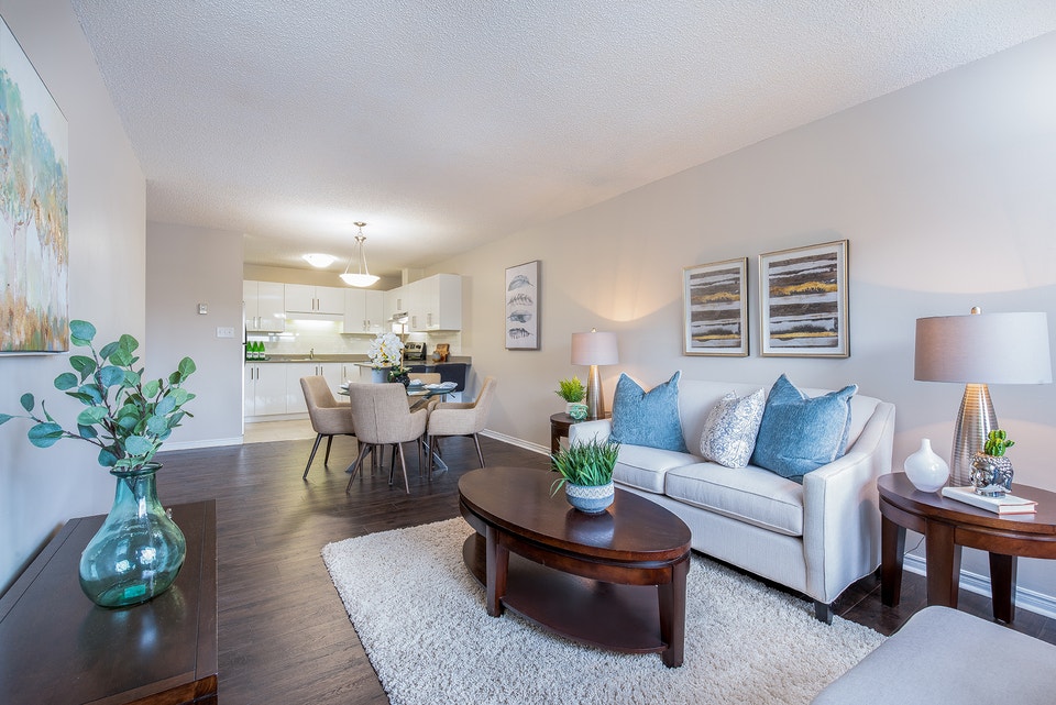 2 BEDROOMS APTS FOR RENT IN ORANGEVILLE! 5