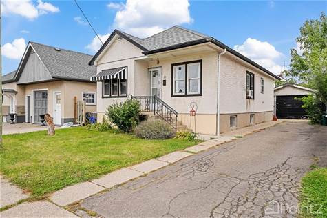 32 ORMONDE Avenue in Houses for Sale in St. Catharines