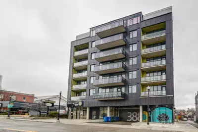 One Plus Den, One Perfect Location! Experience luxury living in the heart of downtown Kitchener at 3...