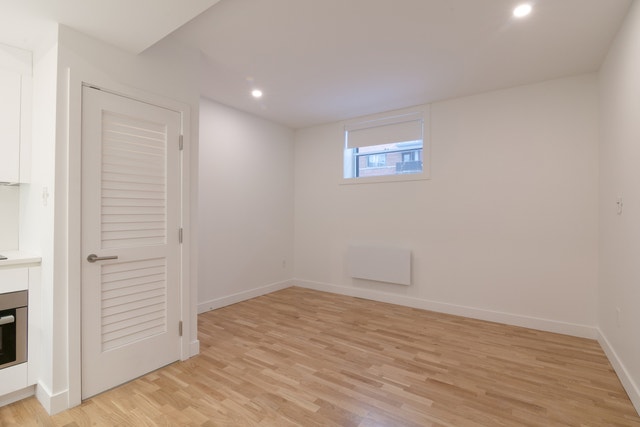 5530 Cote Saint-Luc Road — photo 3