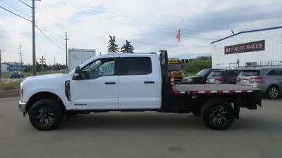 2024 FORD F-350 XLT CREW CAB FLATDECK DIESEL New Arrival...... - V8 6.7L DIESEL Engine - Automatic T...