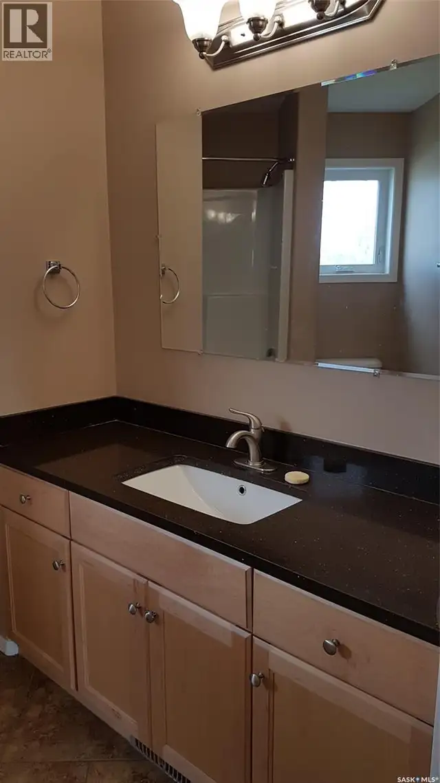 1 201 Carlyle AVENUE Carlyle, Saskatchewan in Condos for Sale in Regina - Image 15