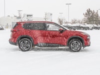 Welcome to Sherwood Buick GMC! Sunroof | Heated Seats/Steering Wheel | Dual Zone Climate Controls |... (image 9)