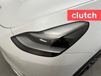 NO ACCIDENTS / CLEAN CARFAX / 1 OWNER / Auto Dimming Rearview Mirror, Front Heated Seats, Rear Heate... (image 8)