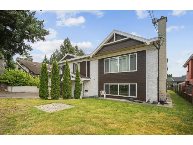 11860 75A AVENUE Delta, British Columbia in Houses for Sale in Delta/Surrey/Langley - Image 2