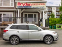 [110,459km 7 Passenger / AC / Tilt & Telescopic Steering / Power Windows-Mirrors-Locks-Keyless Entry... (image 2)