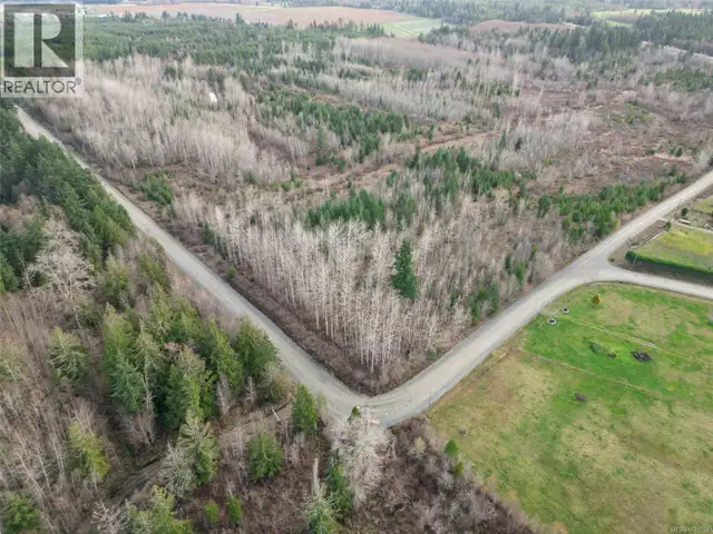 850 KAPLAR Rd Qualicum Beach, British Columbia in Land for Sale in Parksville / Qualicum Beach - Image 9