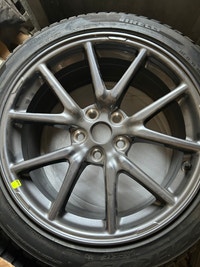 18 Inch OEM Tesla Winter Package With Pirelli Sottozero 3 Winter Ottawa Ottawa / Gatineau Area Preview