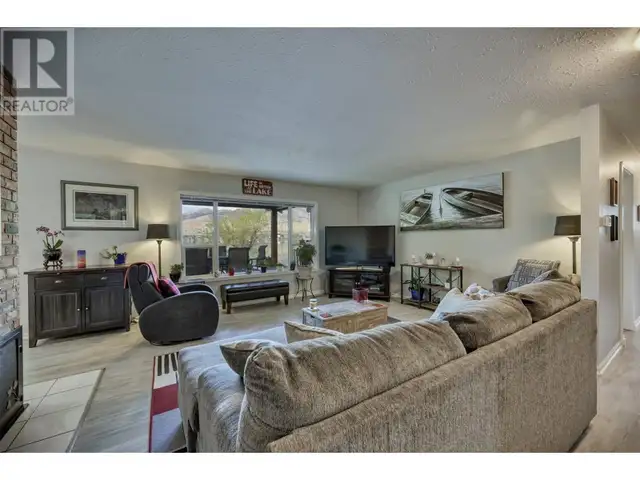 45 HARBOUR KEY Drive Osoyoos, British Columbia in Houses for Sale in Penticton - Image 16
