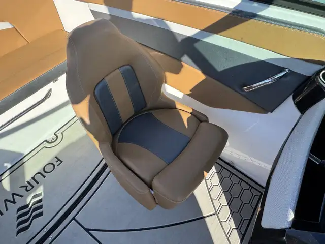2019 Four Winns HD180 RS in Powerboats & Motorboats in Kingston - Image 11