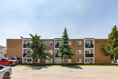 Apartments for Rent Near Northgate Mall - Grenada Arms - Apartme