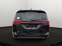 This 2026 CHRYSLER PACIFICA LIMITED has the following options Nappa Lthr Buckets Seats W S Logo, Ful... (image 4)