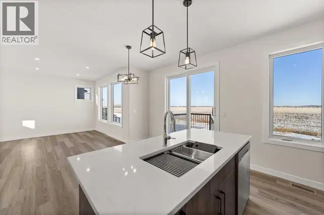 71 Vincent Crescent Olds, Alberta in Houses for Sale in Calgary - Image 11