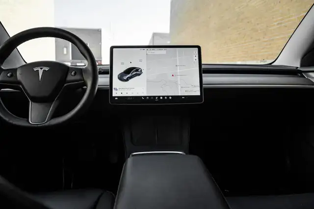 2021 Tesla Model 3 Long Range439732058729359367