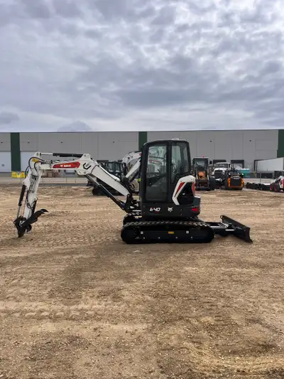 2025 Bobcat E40 .