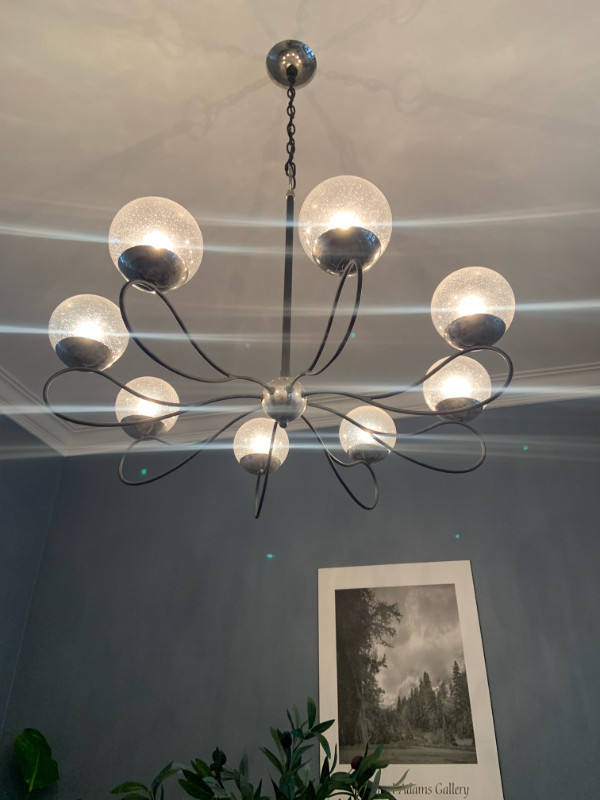 Beautiful 8-Light Chandelier (Black), Bulbs included in Indoor Lighting & Fans in Hamilton - Image 2