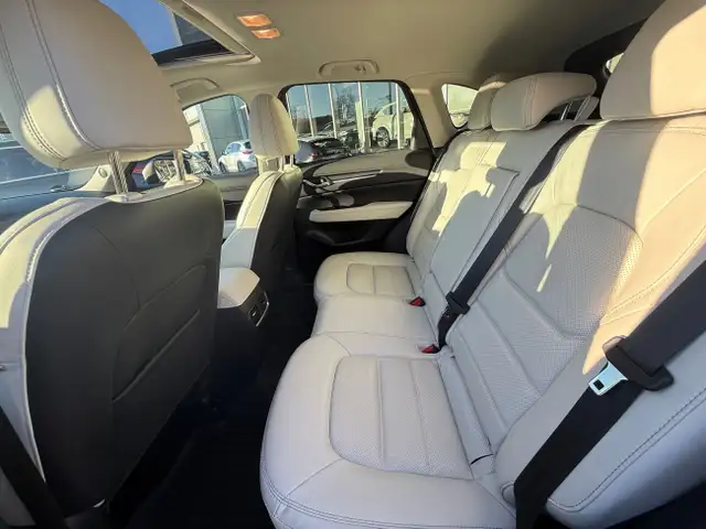 2017 Mazda CX-5 GT AWD at in Cars & Trucks in Burnaby/New Westminster - Image 15