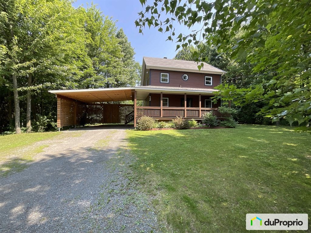 $675,000 - Bungalow for sale in Granby — photo 1