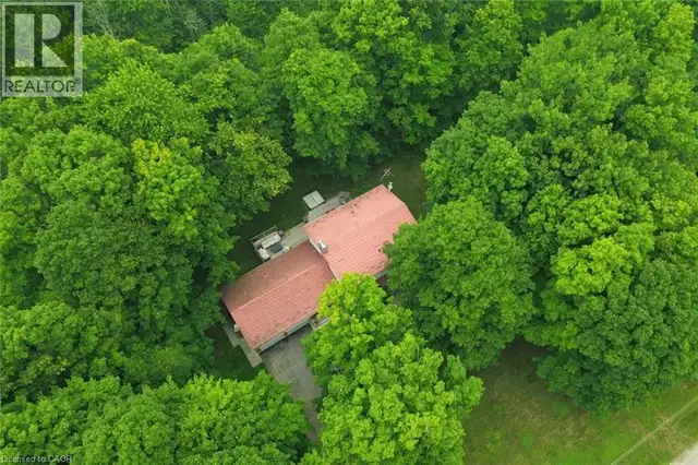 421 8TH CONCESSION Road E Carlisle, Ontario in Houses for Sale in Oakville / Halton Region - Image 3