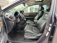 2017 Honda CR-V EX-L AWD – Leather • Sunroof • Honda Reliability! Looking for a dependable, fuel-eff... (image 5)