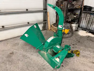 Parts Easily Available From TMG's Website Used Like New Unit ! 4" Diameter Capacity Manual Feed 3PT...
