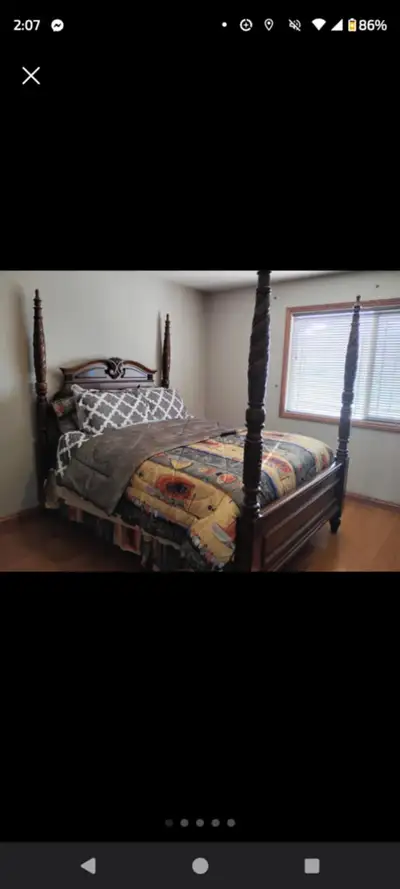 Furnished Room 8915 179 street W.E.M Area