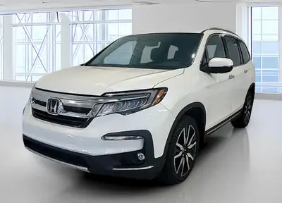 Calgary Honda is proud to be an AMVIC Licensed Dealer. Engine: V6 Cylinder Engine 3.5L L/100Km City:...
