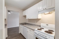 Amenities: Fitness Centre • Social Room • Playground • Quiet Building Building and Suite Features: S... (image 3)